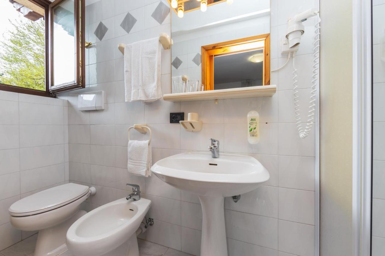 Cadria Nature & Bike Hotel Lenzumo di Concei ภายนอก รูปภาพ