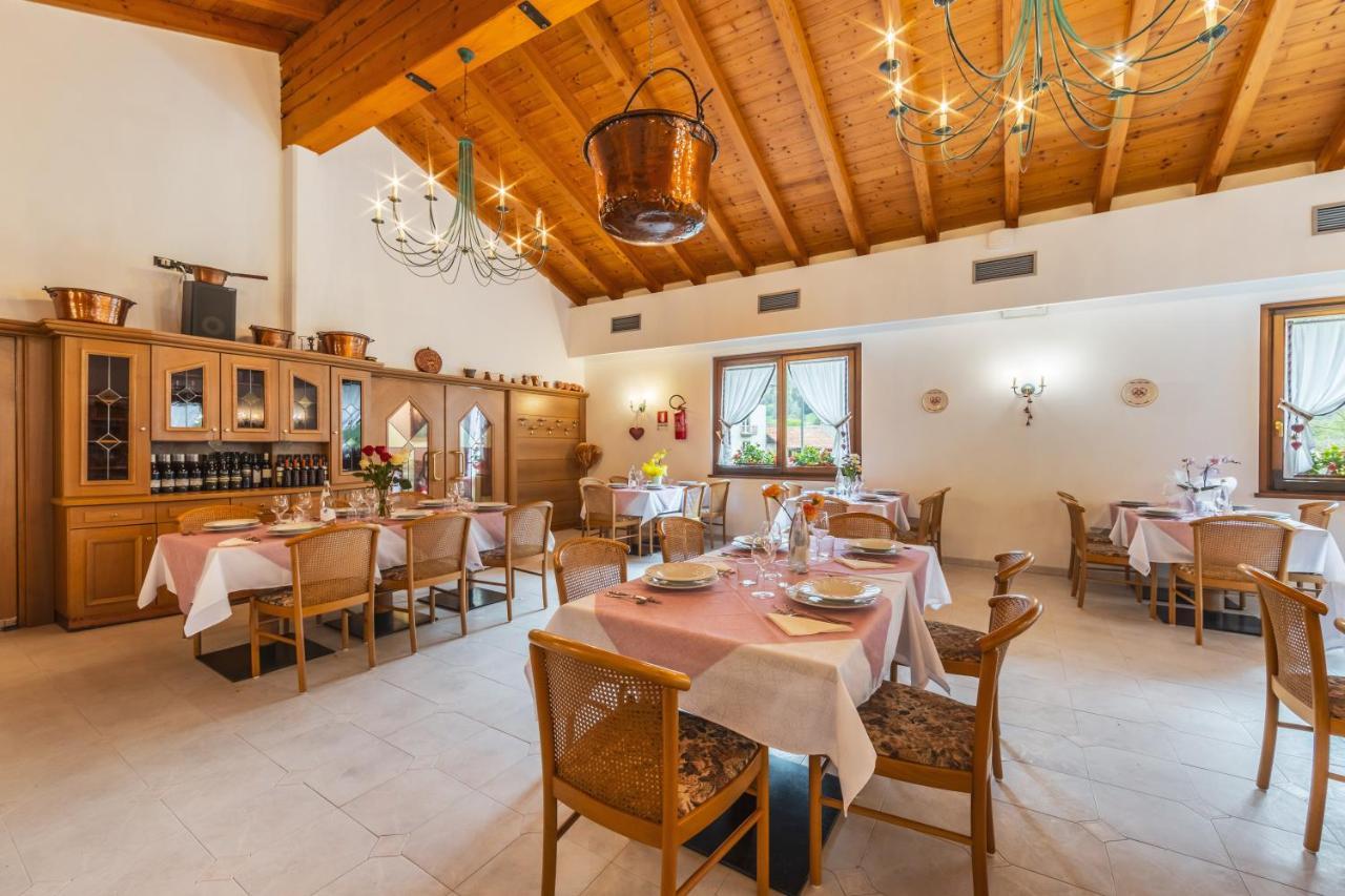 Cadria Nature & Bike Hotel Lenzumo di Concei ภายนอก รูปภาพ