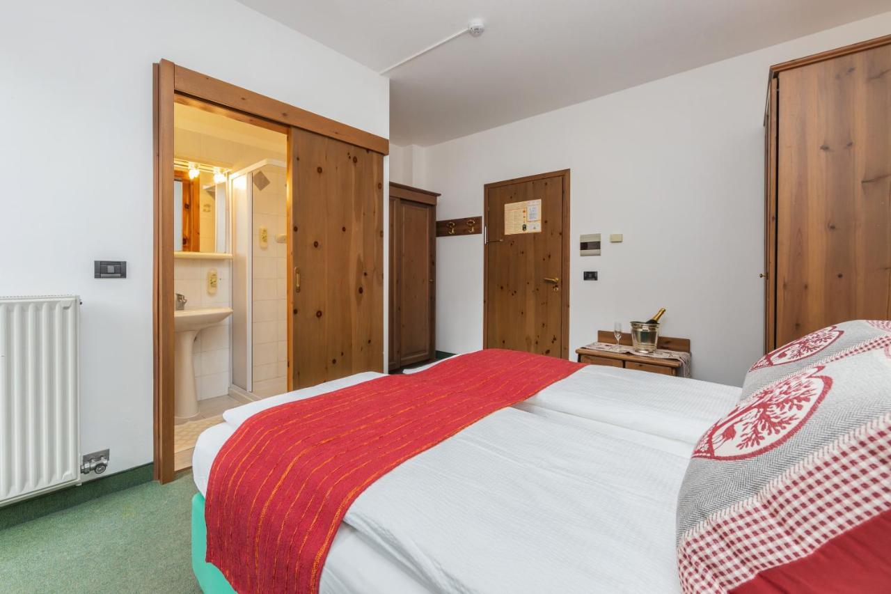 Cadria Nature & Bike Hotel Lenzumo di Concei ภายนอก รูปภาพ