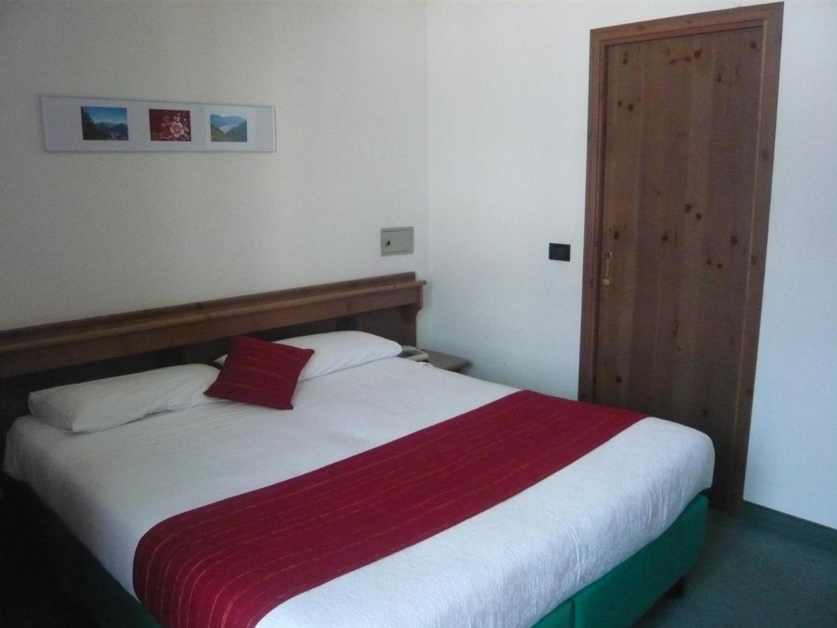 Cadria Nature & Bike Hotel Lenzumo di Concei ภายนอก รูปภาพ